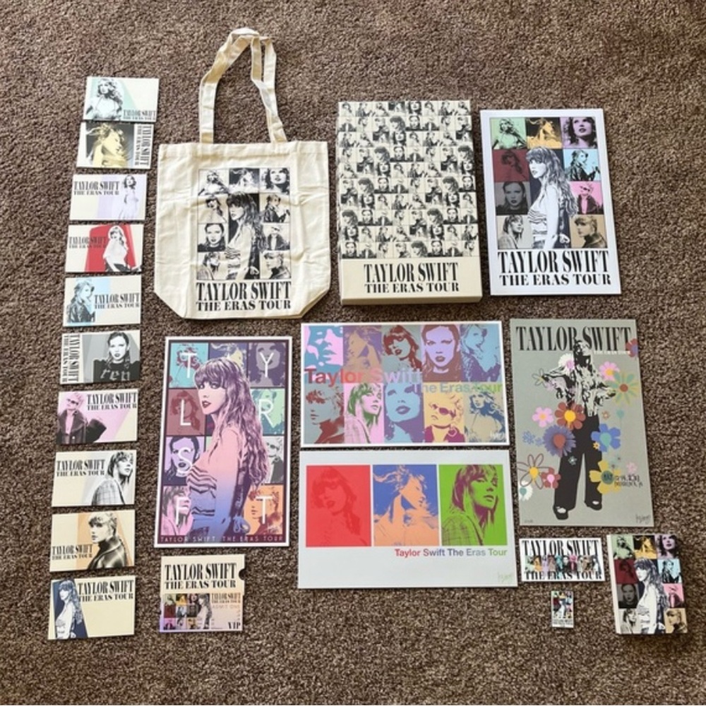 Taylor Swift Eras Tour VIP Box MILAN  Complete